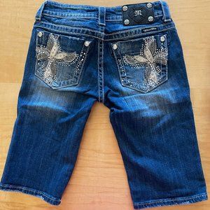 Miss Me Bermuda style jean shorts size 26. Excellent condition.